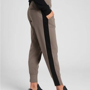 Athleta Venice Velvet Stripe Jogger Pant Coffee House